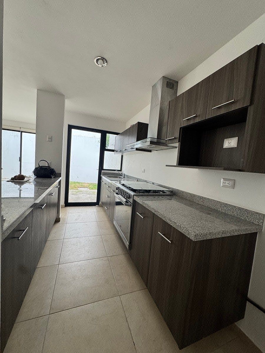 Casa en condominio en Zákia, El Marqués, foto 12 de 15