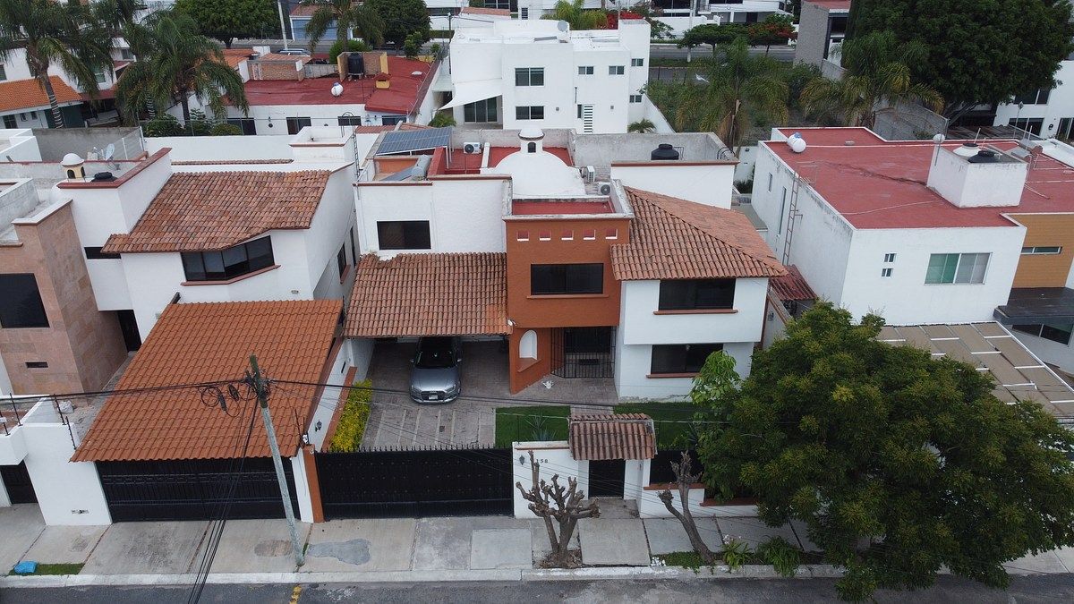 Renta casa en Privada en juriquilla, foto 1 de 29
