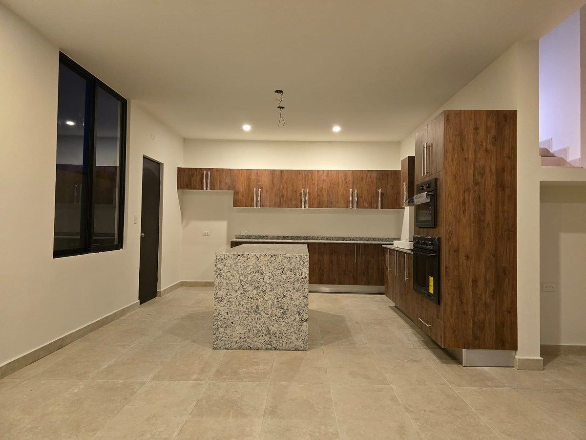 House in Gated Community in Cholul, Mérida, photo 6 of 12