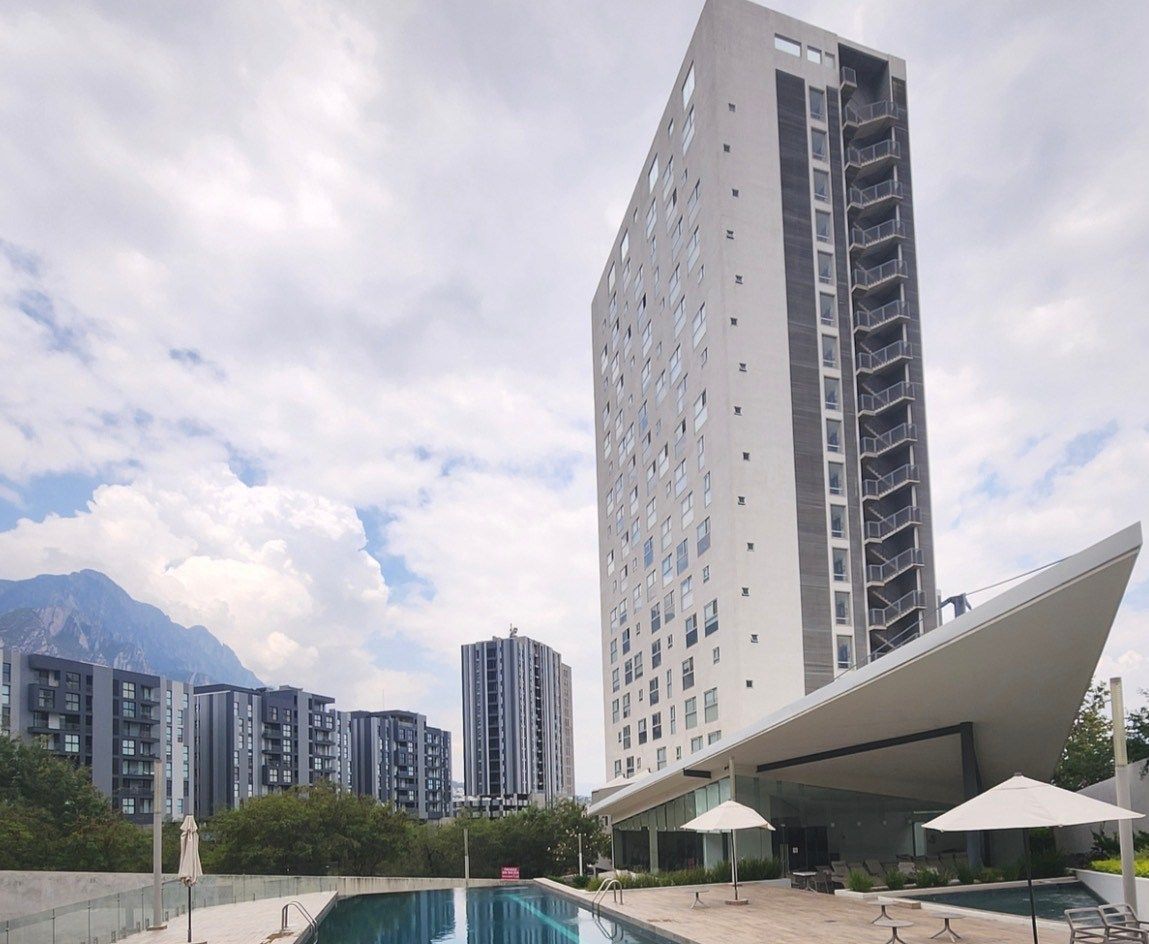 DEPARTAMENTO EN VENTA EN TORRE TULÉ VALLE PONIENTE SANTA CATARINA, foto 1 de 11
