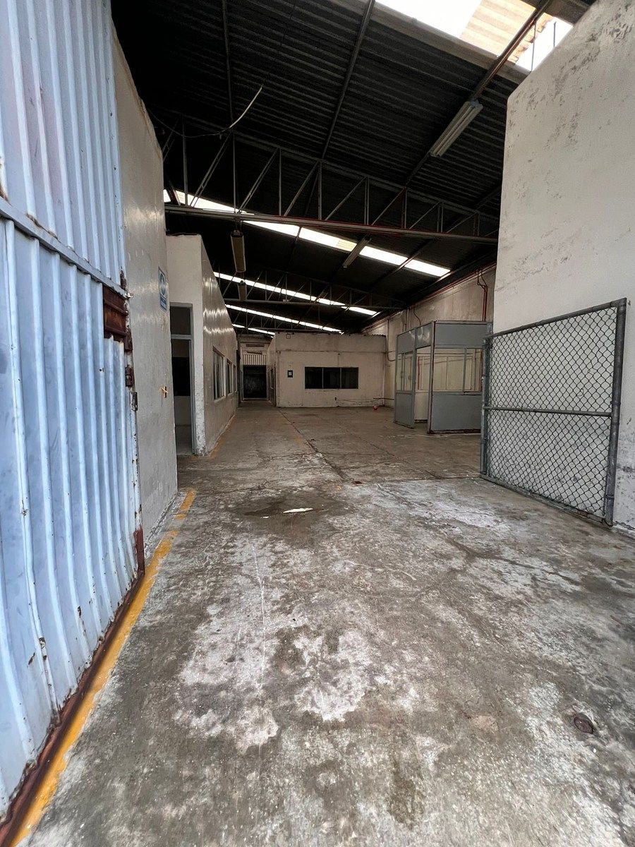 Bodega comercial en Santa Ana Tlapaltitlán, Toluca, foto 4 de 8