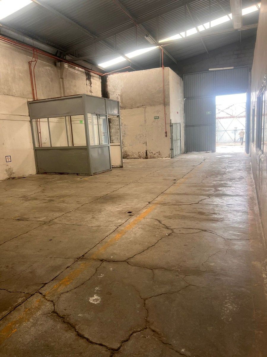 Bodega comercial en Santa Ana Tlapaltitlán, Toluca, foto 7 de 8