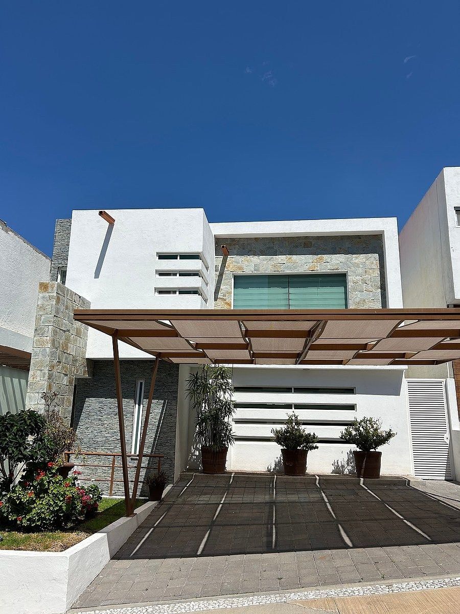 Casa em Lomas de Juriquilla, Querétaro, foto 2 de 24