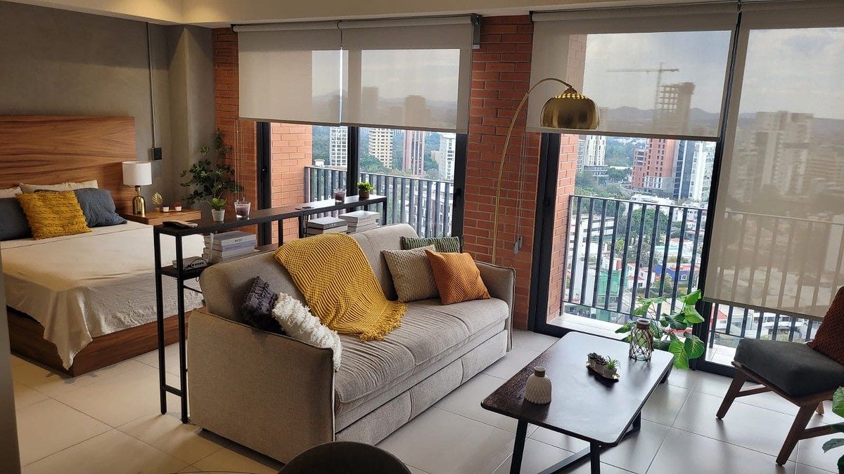 Departamento amueblado en renta en Yu Country, foto 1 de 19