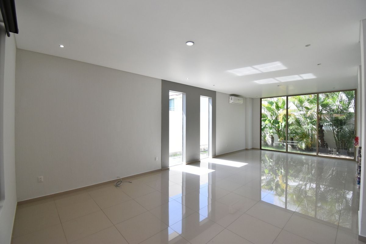 Casa en condominio en Jardín Real, Zapopan, foto 3 de 37