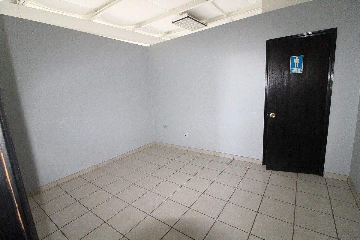 Local comercial en Privada Vistahermosa, Mexicali, foto 7 de 11