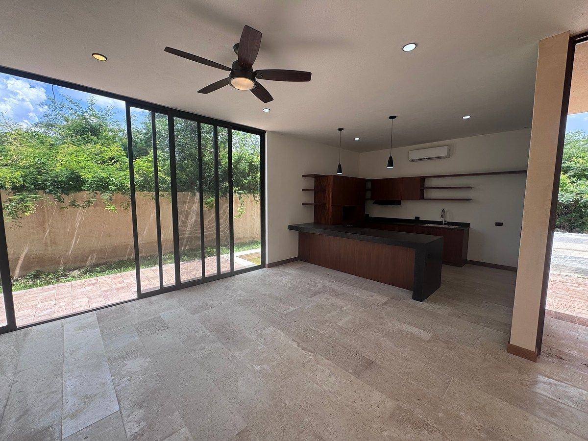 Casa en condominio en Yucatán Country Club, Mérida, foto 3 de 12