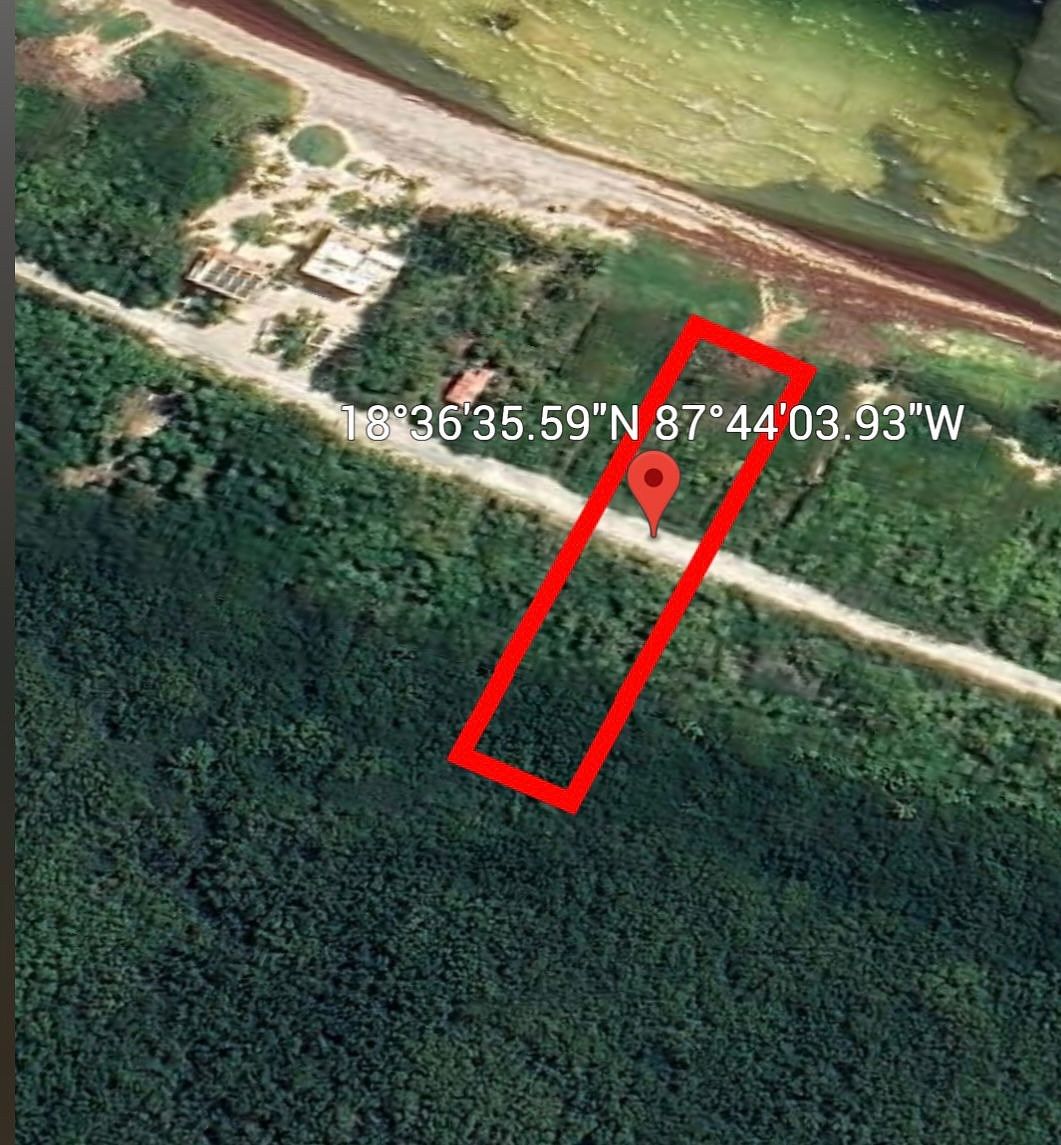 Terreno con frente de playa Mahahual, foto 1 de 4