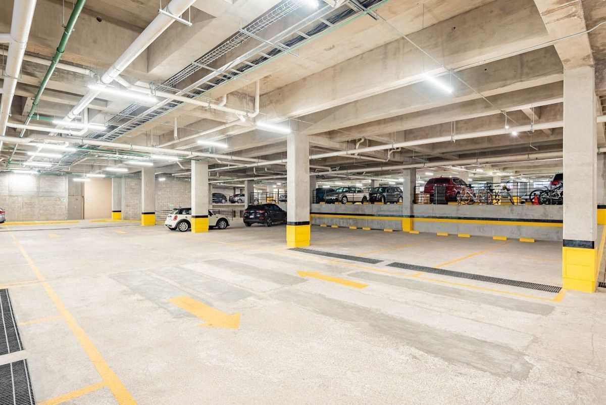Mega estacionamiento y hay para visitas, foto 5 de 16