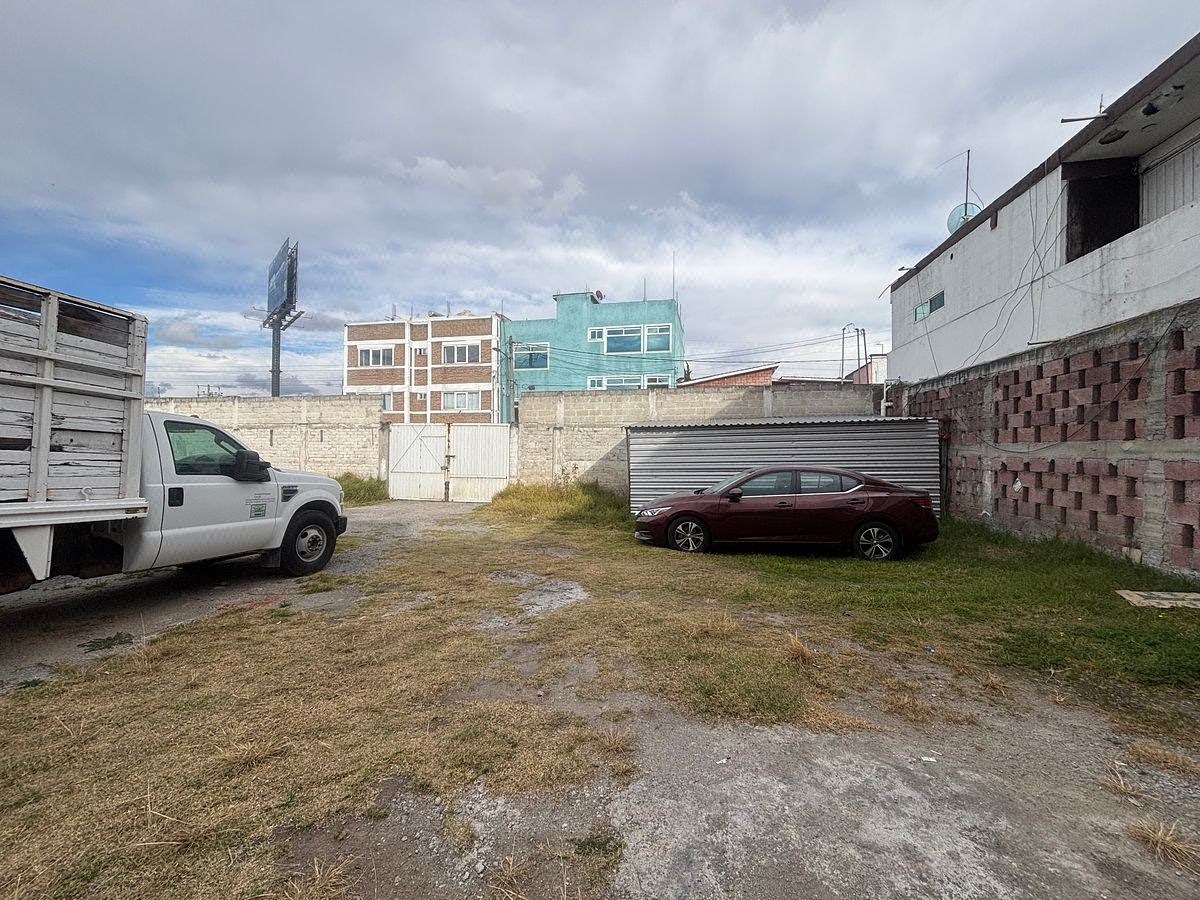 Lote em Xinantécatl, Metepec, foto 3 de 6