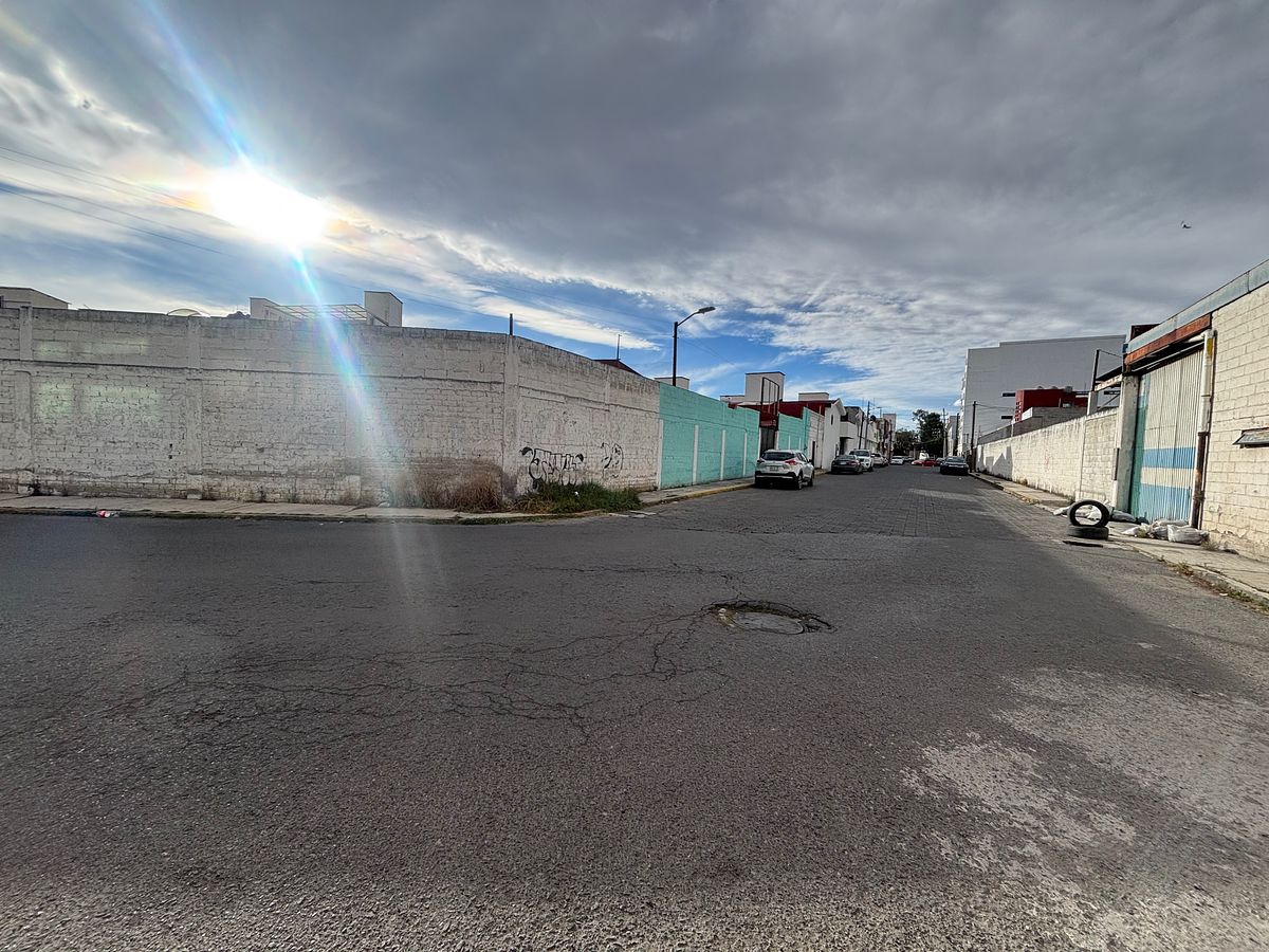 Lote em Xinantécatl, Metepec, foto 2 de 6