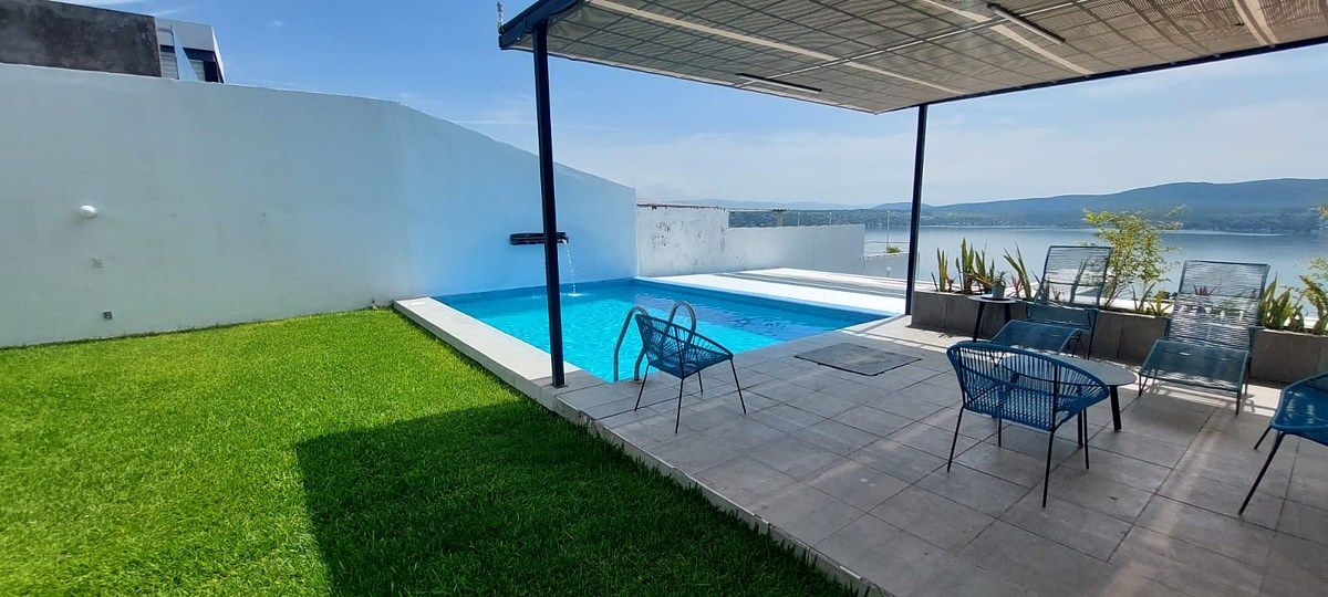 Casa en Tequesquitengo, Jojutla, foto 2 de 16