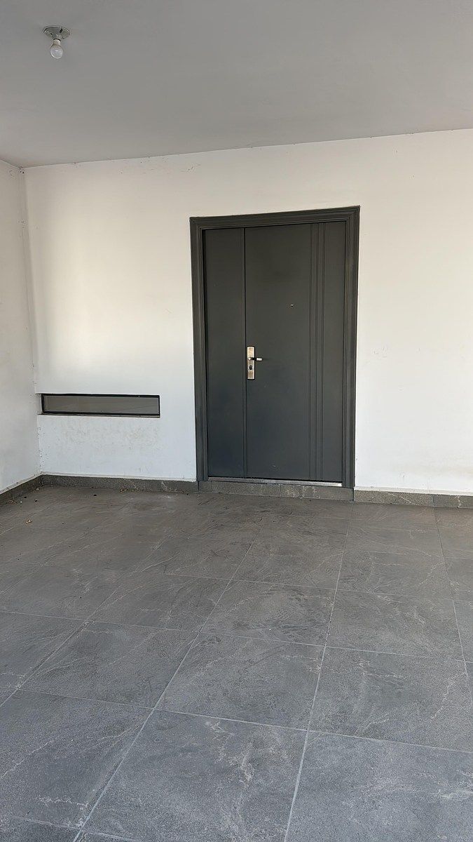 Puerta de seguridad, foto 2 de 19