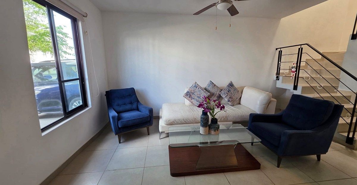 Casa em Zákia, El Marqués, foto 2 de 29