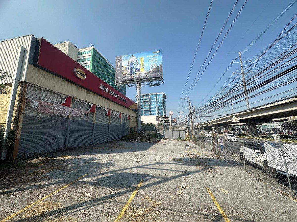 Commercial Lot in Empleados SFEO, Monterrey, photo 2 of 7