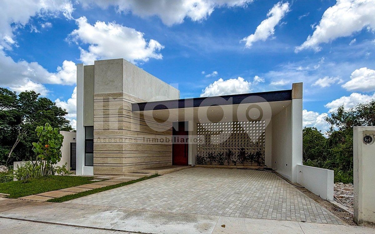 Casa de Una Planta en Venta en Mérida en Privada Mirador, Komchén