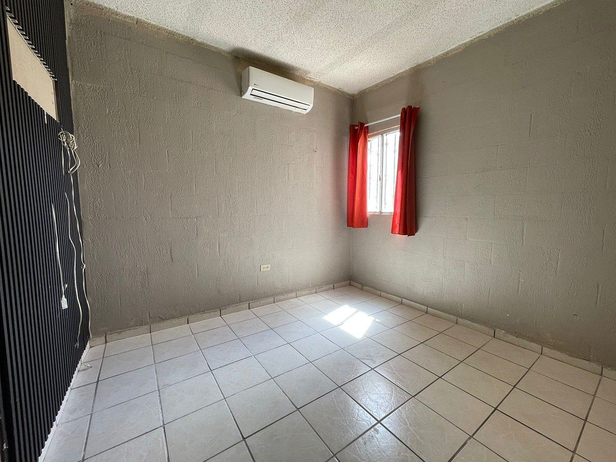 Casa en Hacienda del Río, Mexicali, foto 7 de 12