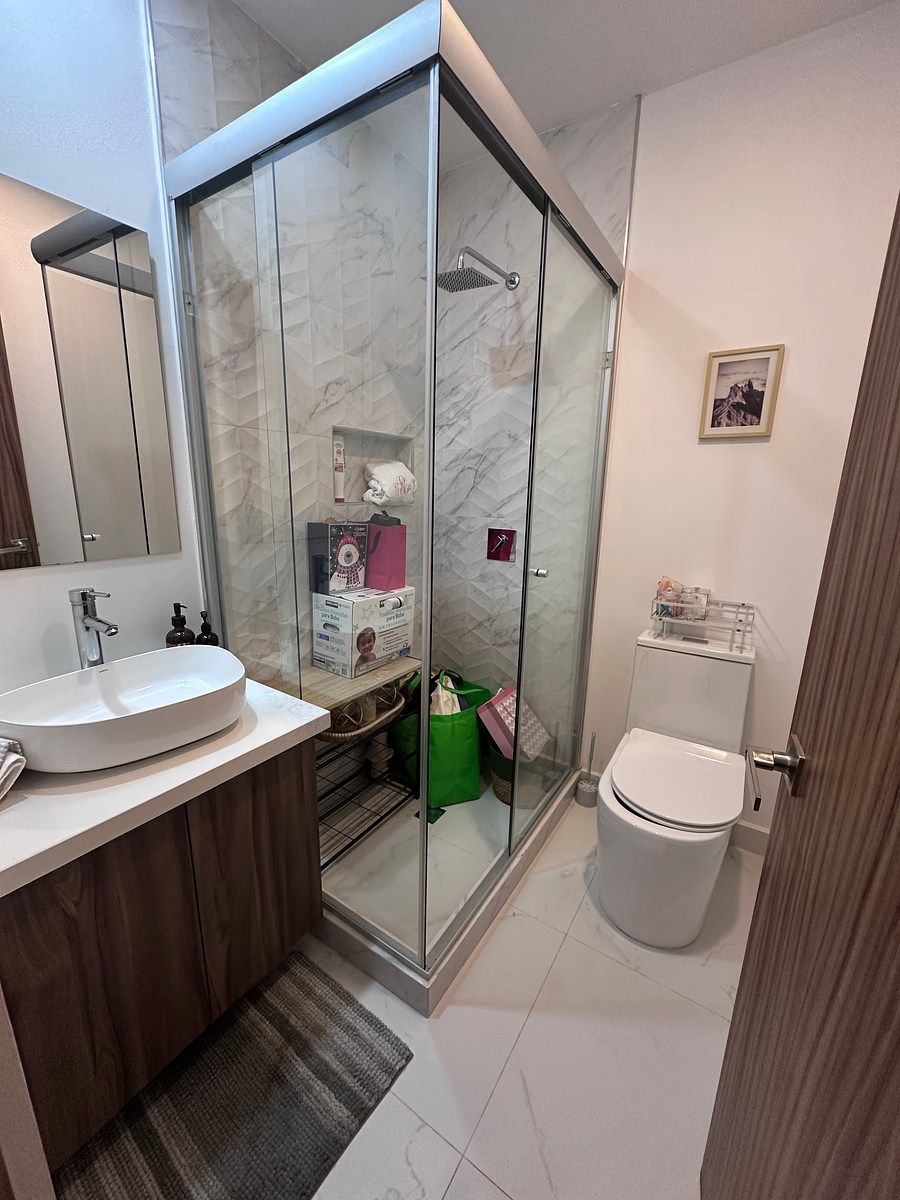 baño completo y de visitas, foto 16 de 27