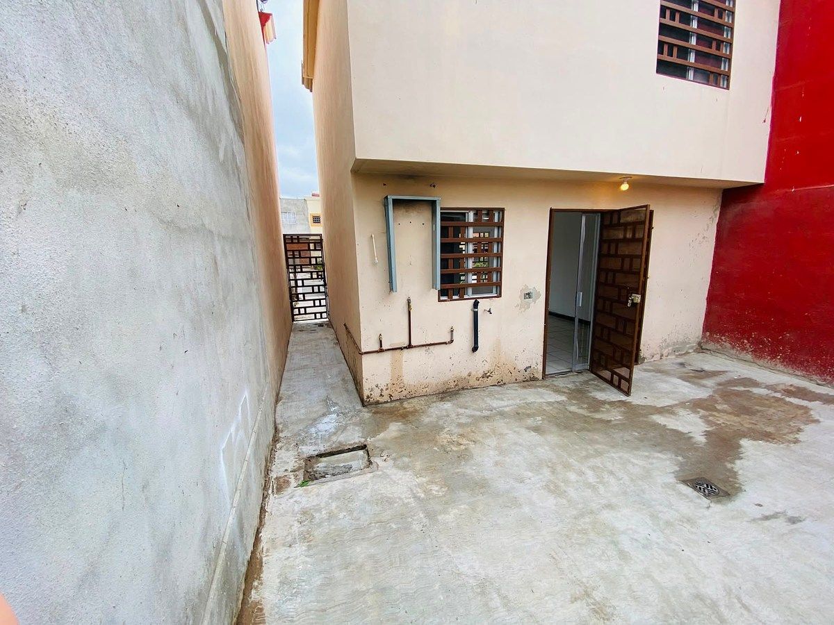 Casa en Urbi Quinta del Cedro, Tijuana, foto 3 de 7