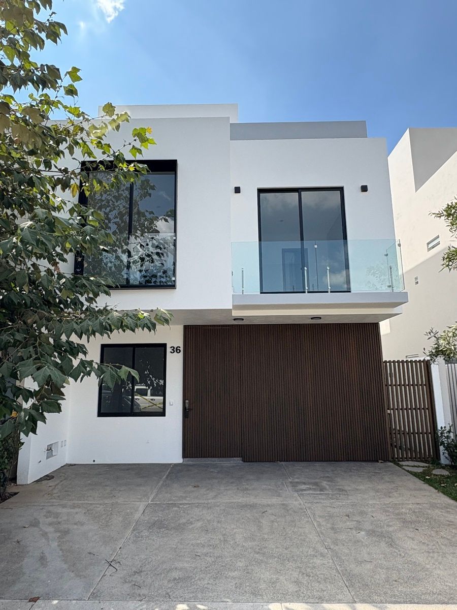 Casa en Venta a Estrenar en Coto, Parques Vallarta, foto 1 de 37