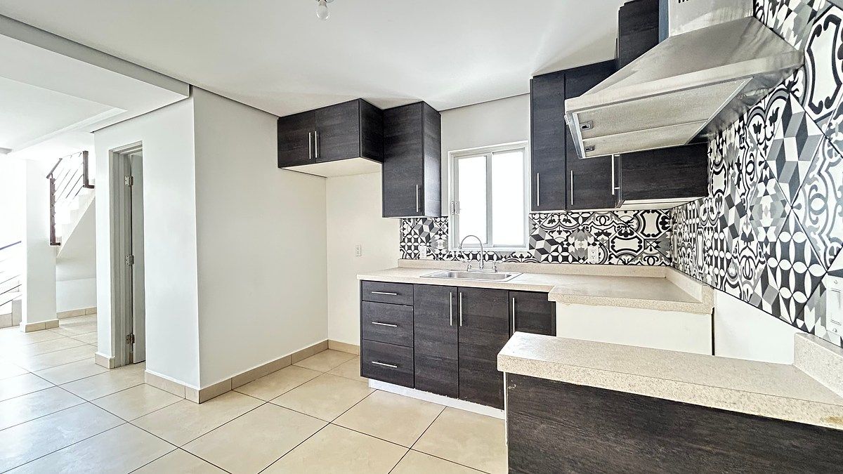 ¡Casa impecable en renta, lista para habitar! Garita, col. Postal., photo 1 of 28