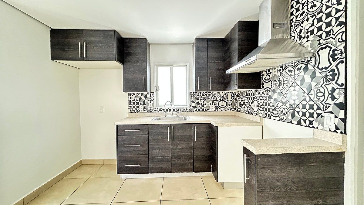 House in Empleado Postal, Tijuana, photo 5 of 28