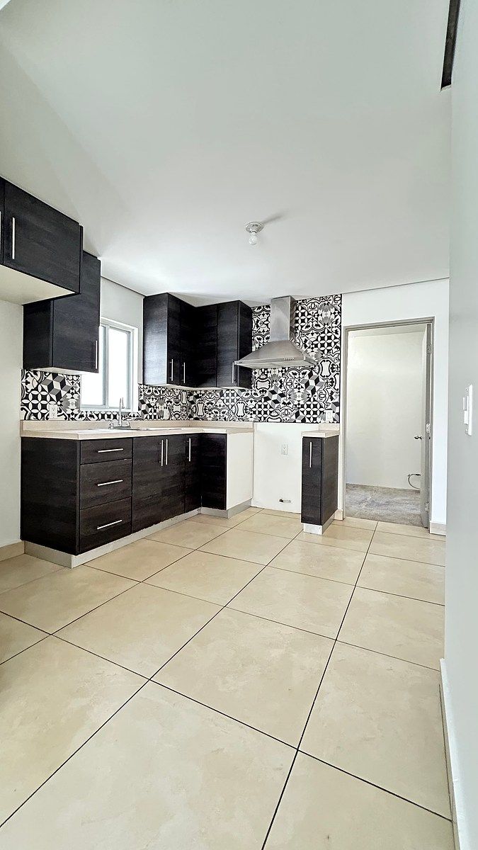House in Empleado Postal, Tijuana, photo 8 of 28
