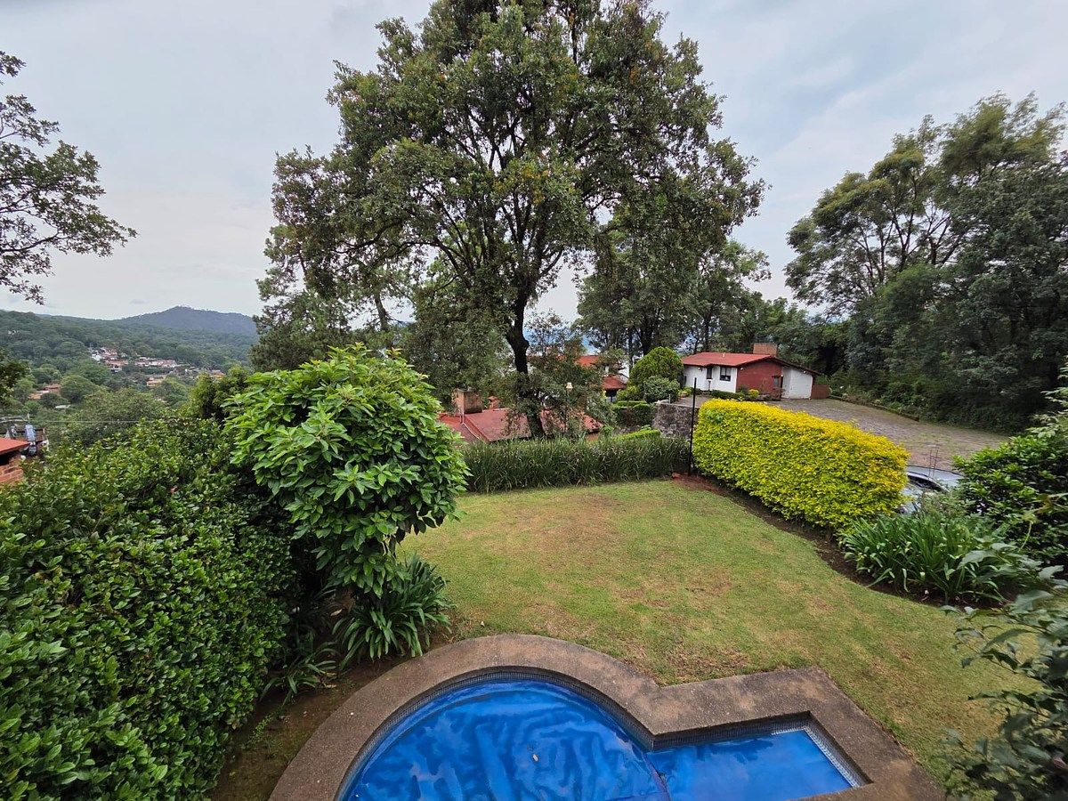 Casa em Avándaro, Valle de Bravo, foto 2 de 18