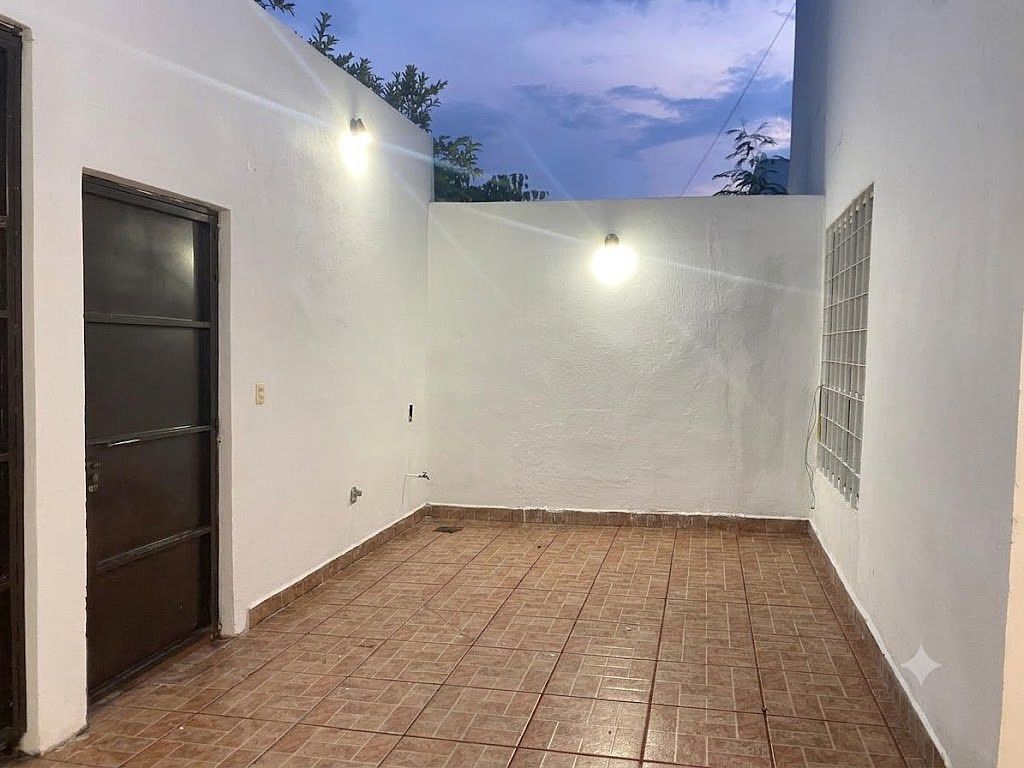 House in Boulevares del Cimatario, Corregidora, photo 2 of 12