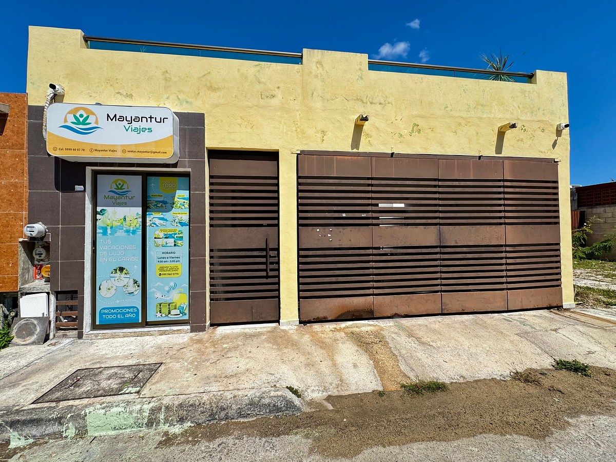 Casa con local comercial en venta en fraccionamiento Los héroes, Mérida Yucatán, foto 1 de 36