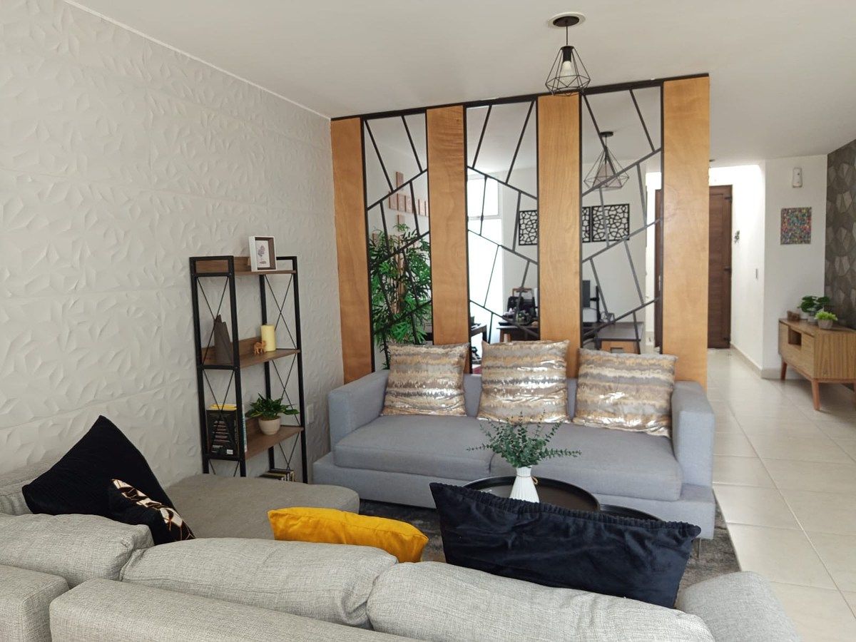 Sala, photo 2 of 13