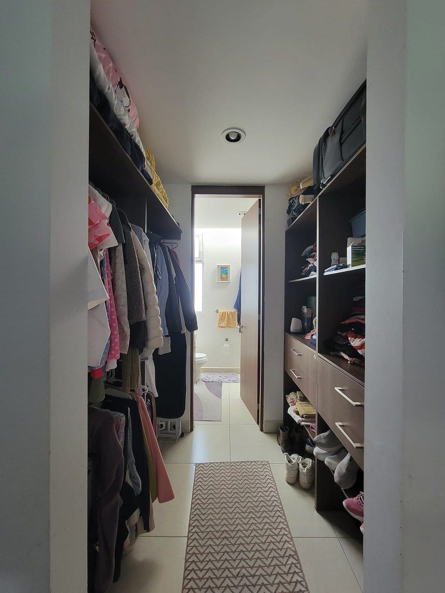 Vestidor, photo 7 of 13