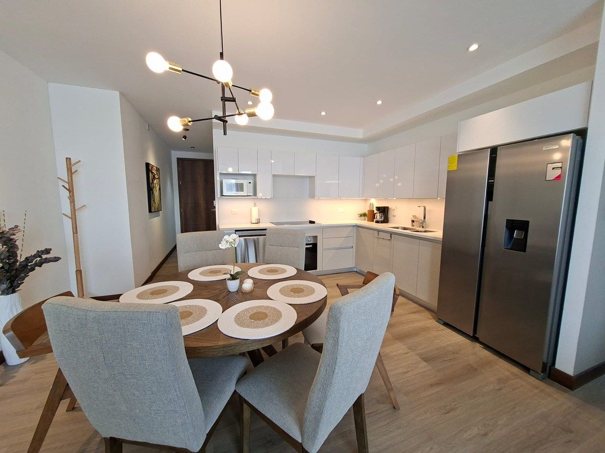 Zona 13 | Edificio Artis | Apartamento en Venta o Renta - Image 5