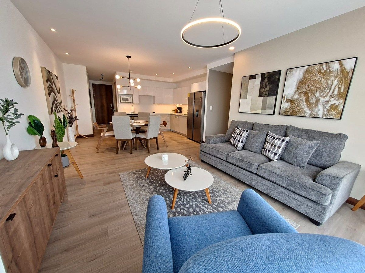 Zona 13 | Edificio Artis | Apartamento en Venta o Renta - Image 2