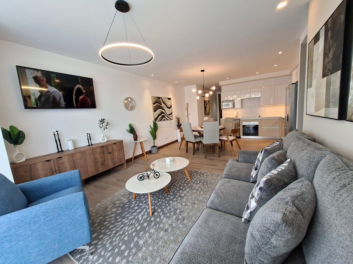 Zona 13 | Edificio Artis | Apartamento en Venta o Renta - Image 3