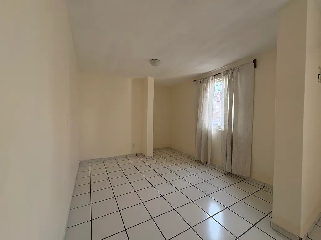 Casa en Lomas de Zapopan, Zapopan, foto 5 de 32