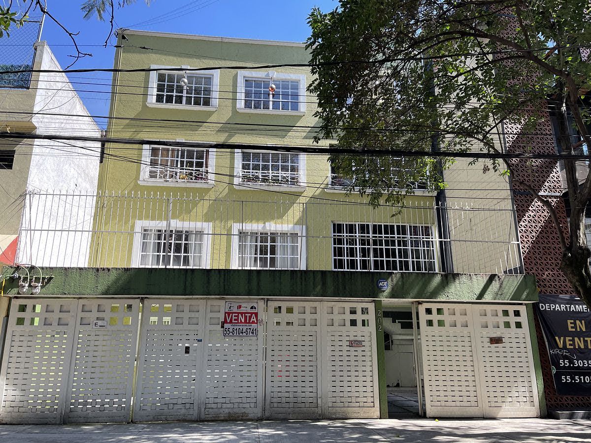 Venta departamento en Andalucía a una cuadra de parque. Col. Alamos, foto 1 de 41