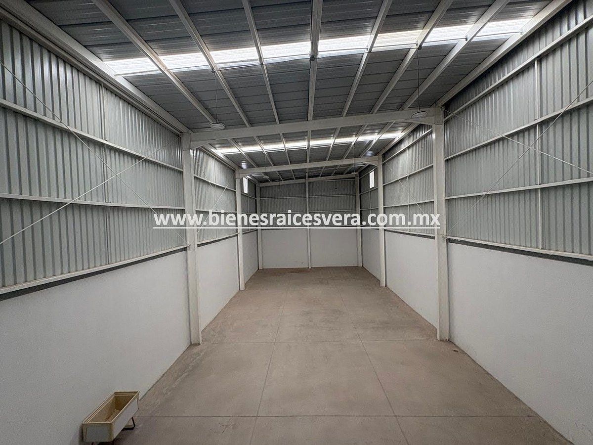 Bodega comercial en Adolfo López Mateos 2a Sección, Tequisquiapan, foto 14 de 26