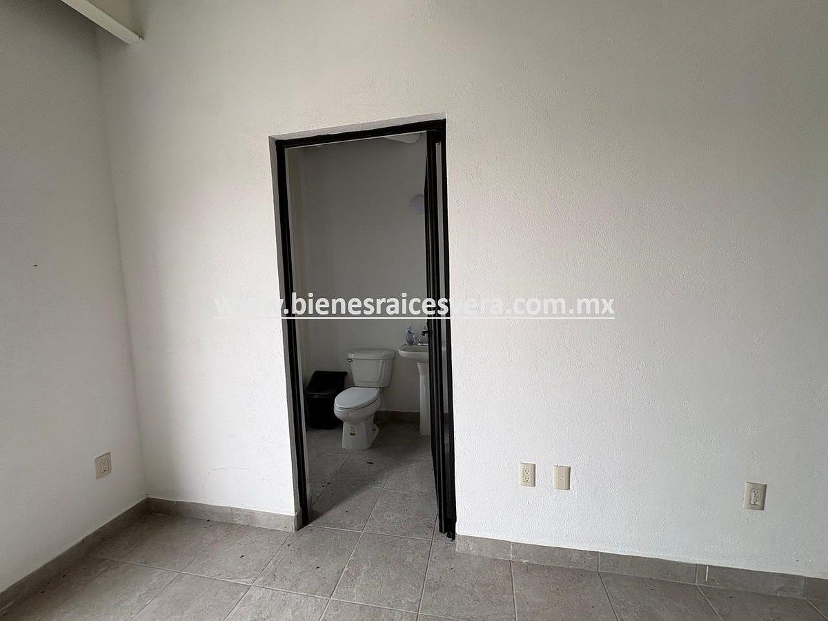 Bodega comercial en Adolfo López Mateos 2a Sección, Tequisquiapan, foto 22 de 26