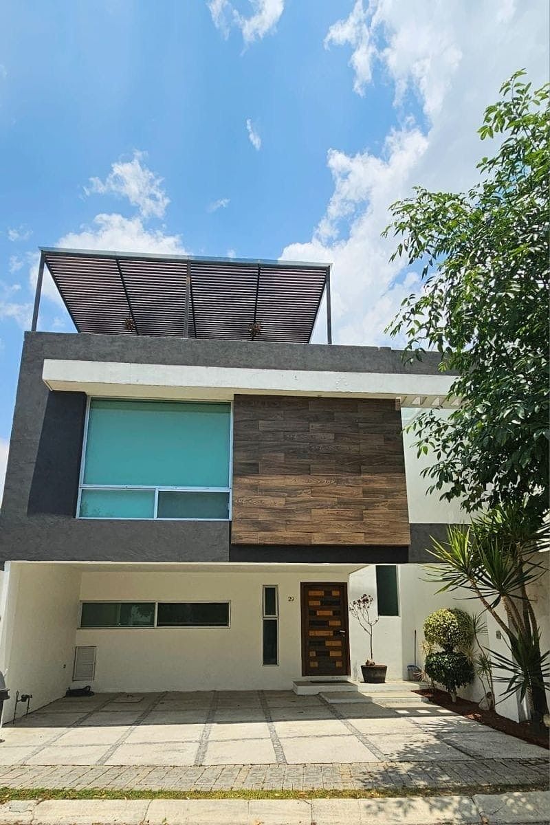 CASA EN VENTA O RENTA LOMAS DE ANGELOPOLIS PUEBLA, foto 1 de 29