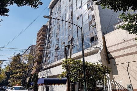 Office for sale or rent well located in Polanco