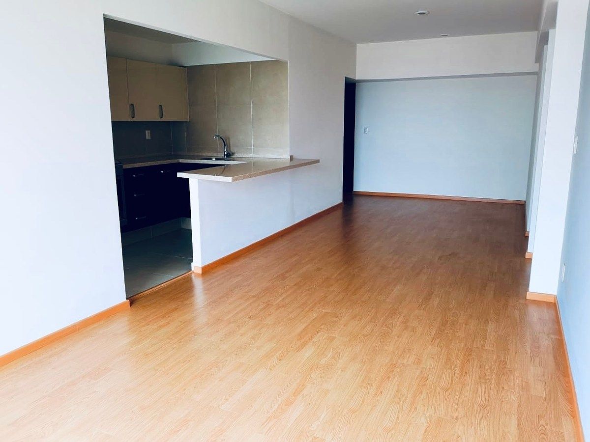 Rento departamento Grand Tower: 2 recámaras, 2 baños, 2 estacionamientos, foto 1 de 11