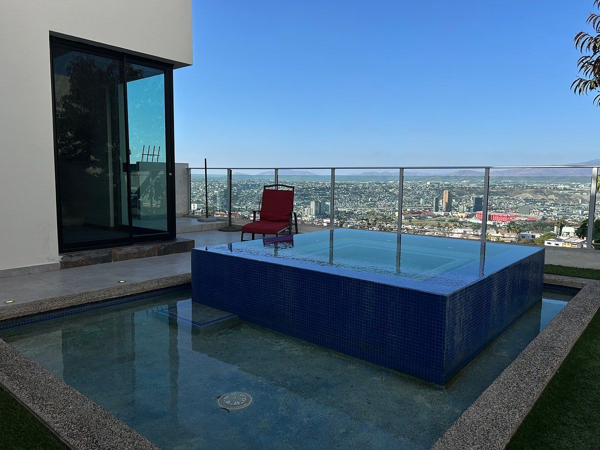 Casa em Hacienda Agua Caliente, Tijuana, foto 8 de 31