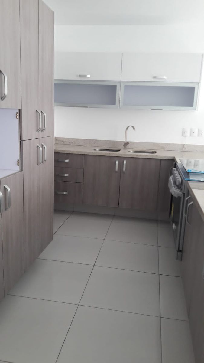Casa em Santillana Parque Residencial, Zapopan, foto 4 de 16
