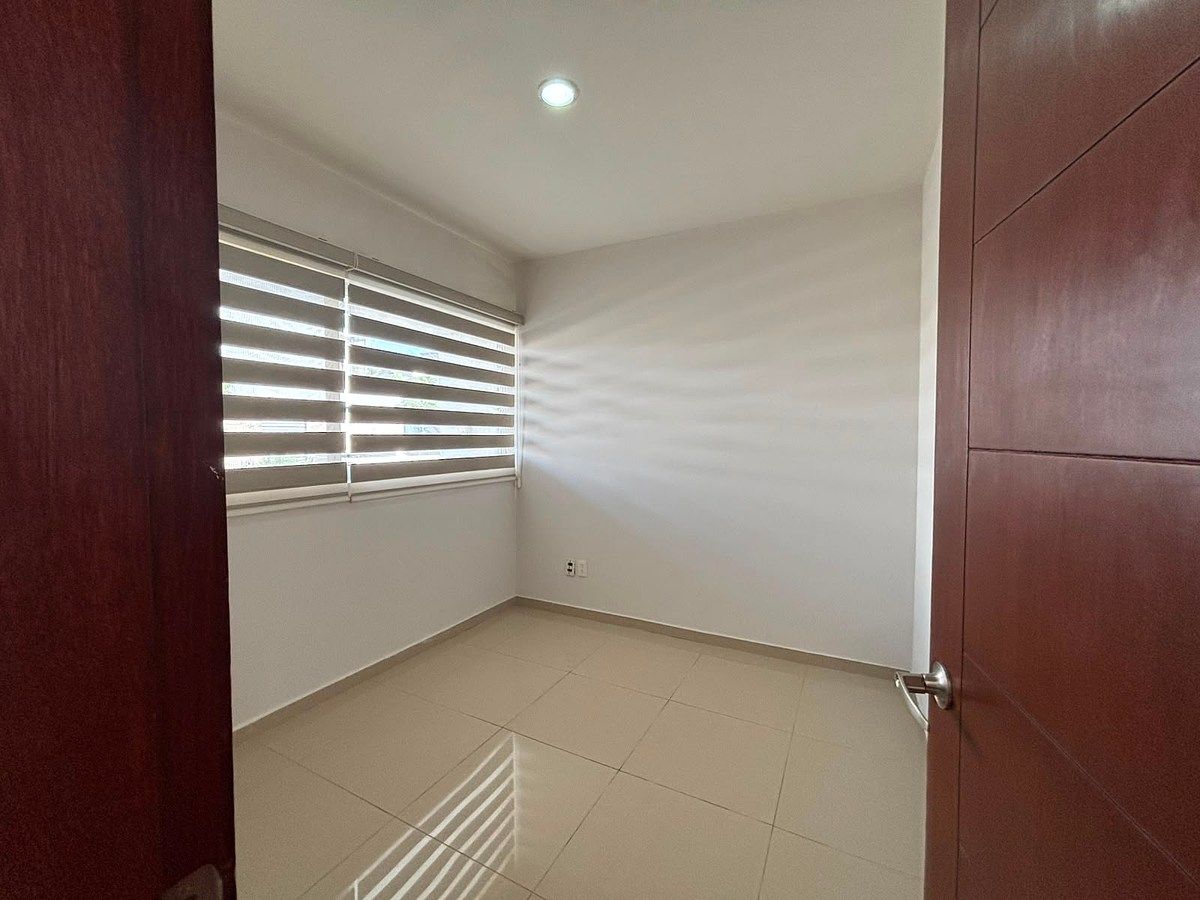 Casa em Santillana Parque Residencial, Zapopan, foto 8 de 18