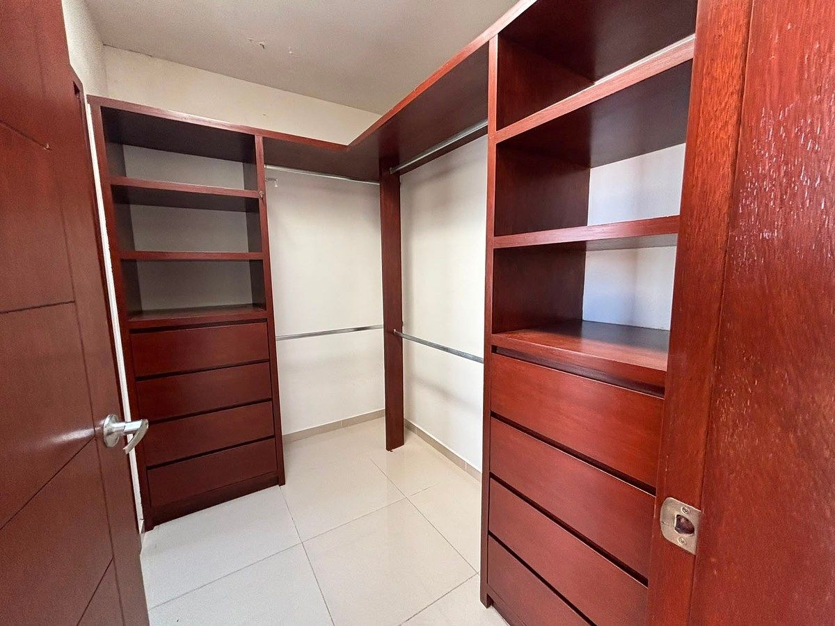 Casa em Santillana Parque Residencial, Zapopan, foto 12 de 18