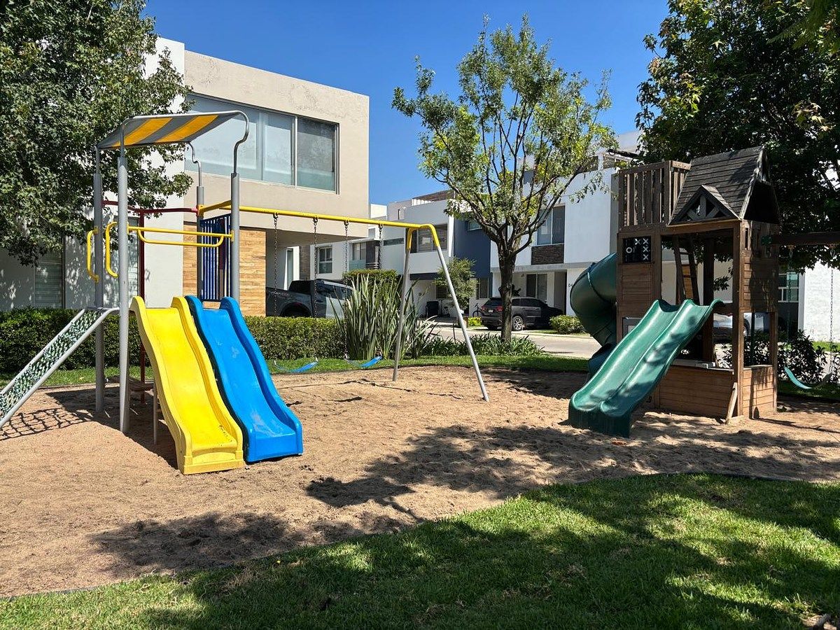 Casa em Santillana Parque Residencial, Zapopan, foto 17 de 18
