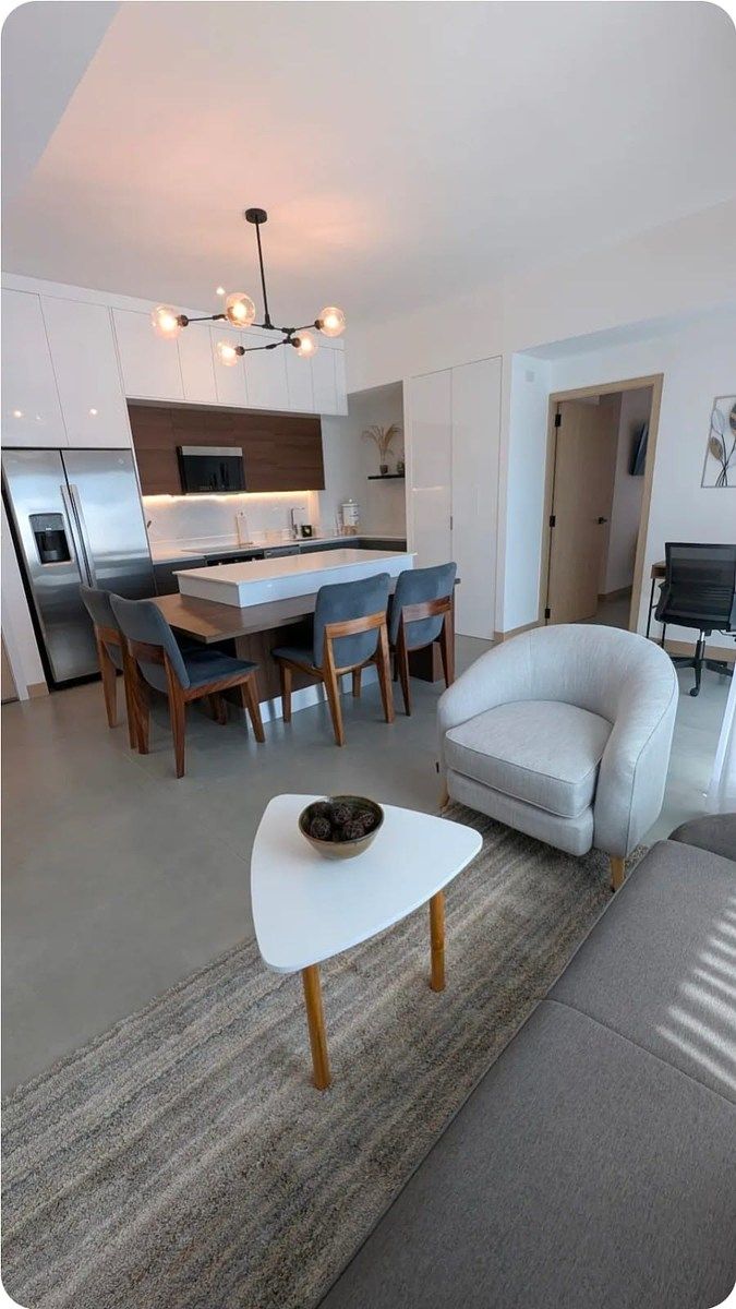 Apartamento Amueblado y Equipado en Renta | Edificio Bona Diez, zona  10, foto 1 de 11