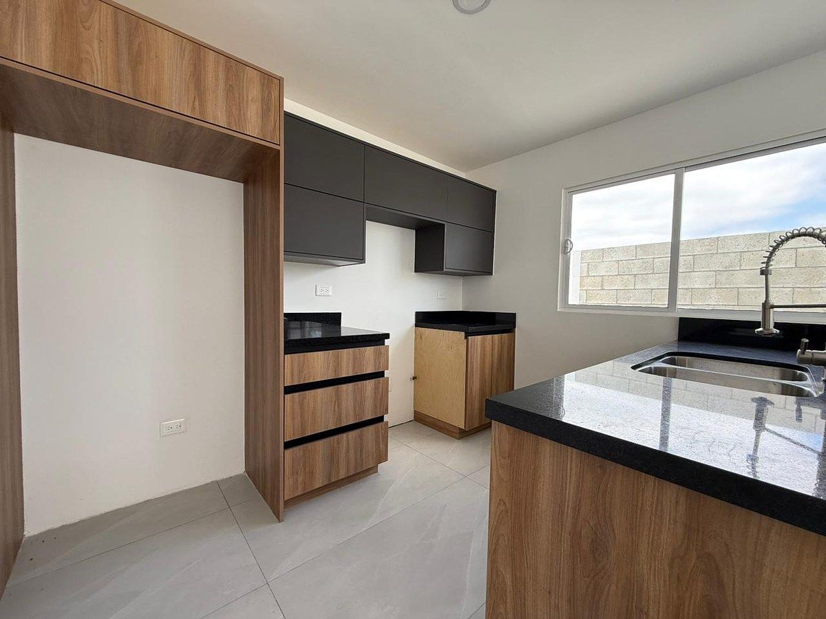 Casa venta Buena Vista Nova Vista Cerca de Vía Rápida garita Zona Rio 20 de nov, foto 1 de 17