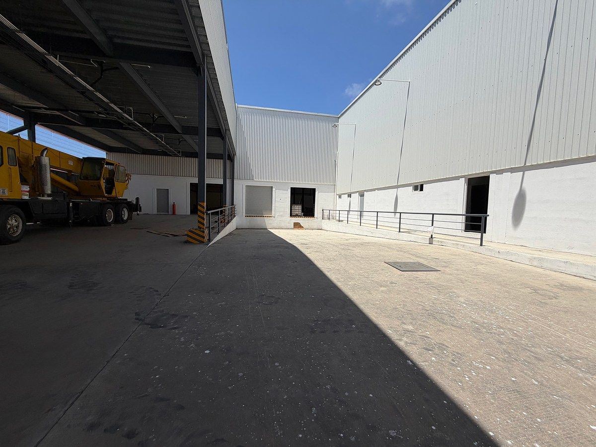 Nave industrial en Valle Dorado, Ensenada, foto 12 de 14